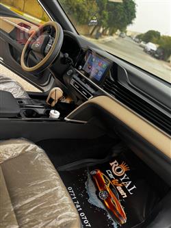 تۆیۆتا کامری